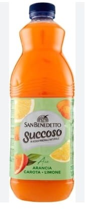Napój z sokiem czerwonych pomarańczy SAN BENEDETTO Succoso 1000ml.jpg